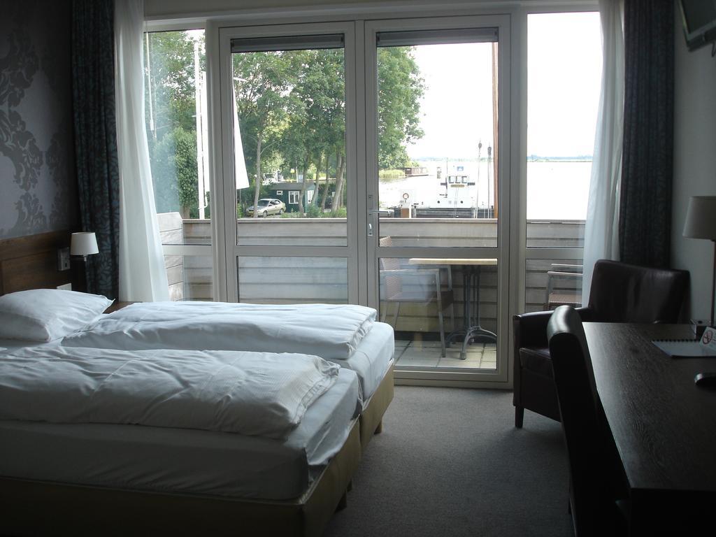 Hotel Restaurant Ie Sicht De Veenhoop Esterno foto